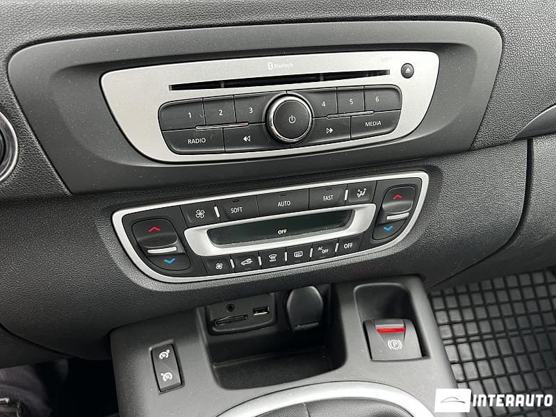 Renault Grand Scenic 2015 — Миниатюра 10