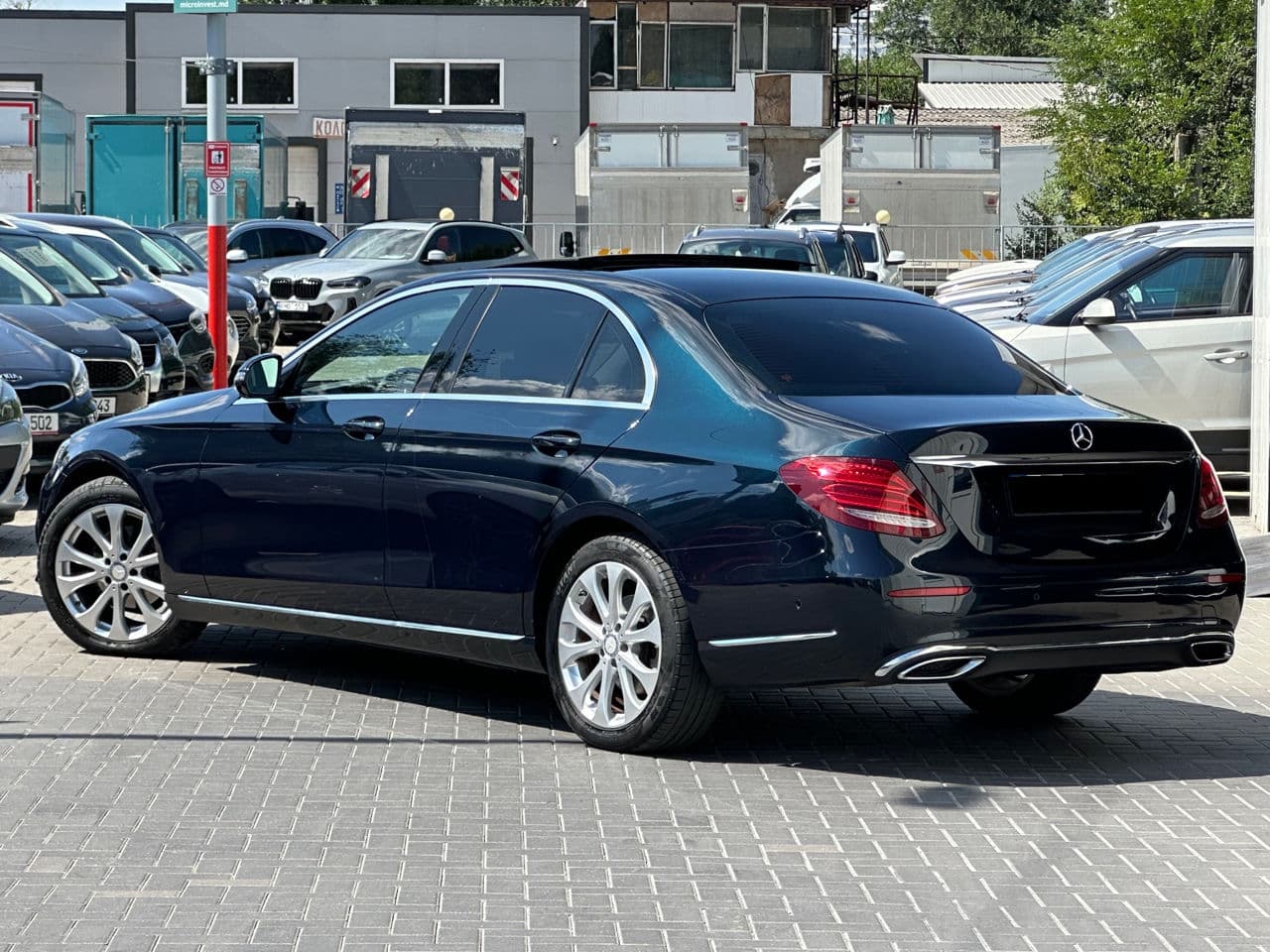 Mercedes E 220 2016 — Миниатюра 2