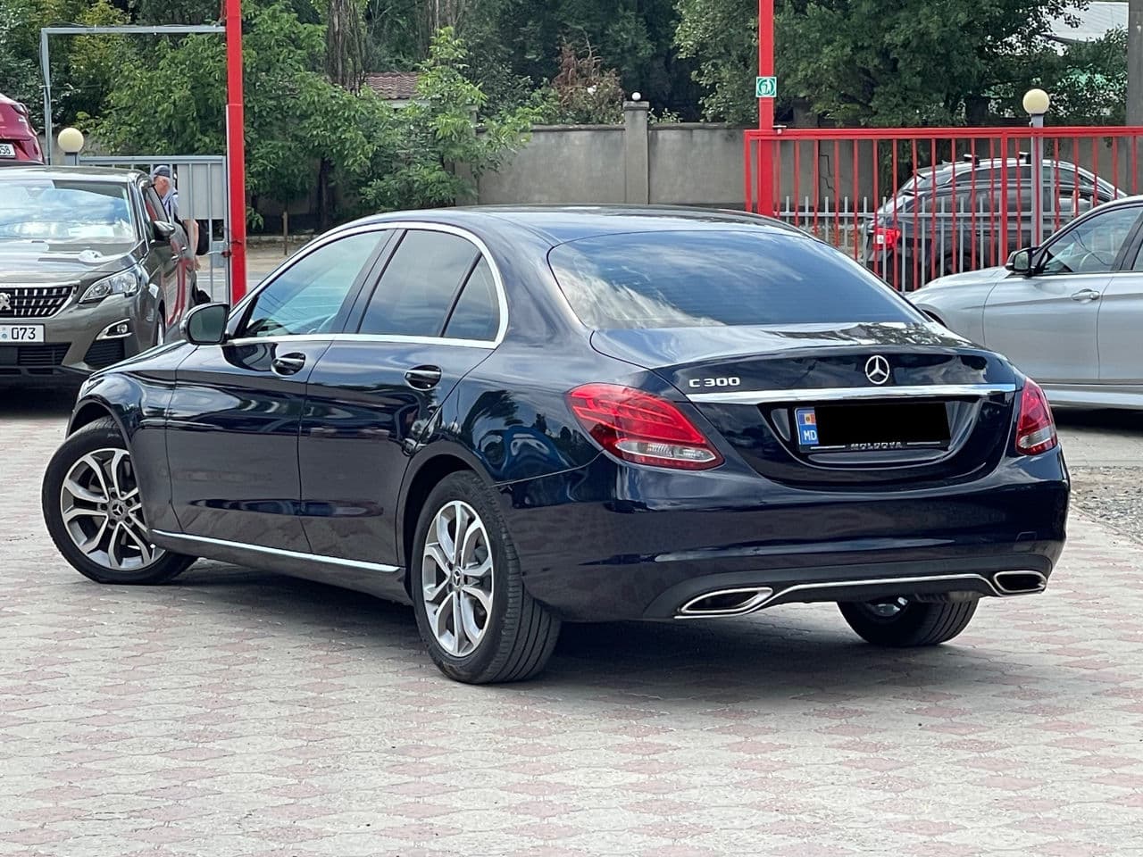Mercedes C 300 2017 — Миниатюра 3