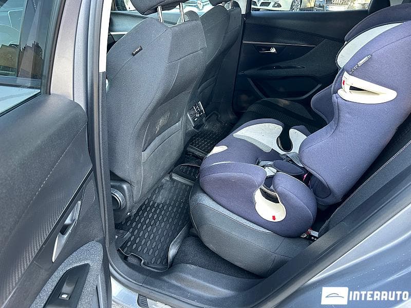 Peugeot 3008 2019 — Миниатюра 15