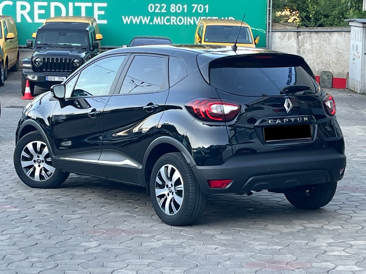 Renault Captur 2018 — Миниатюра 2
