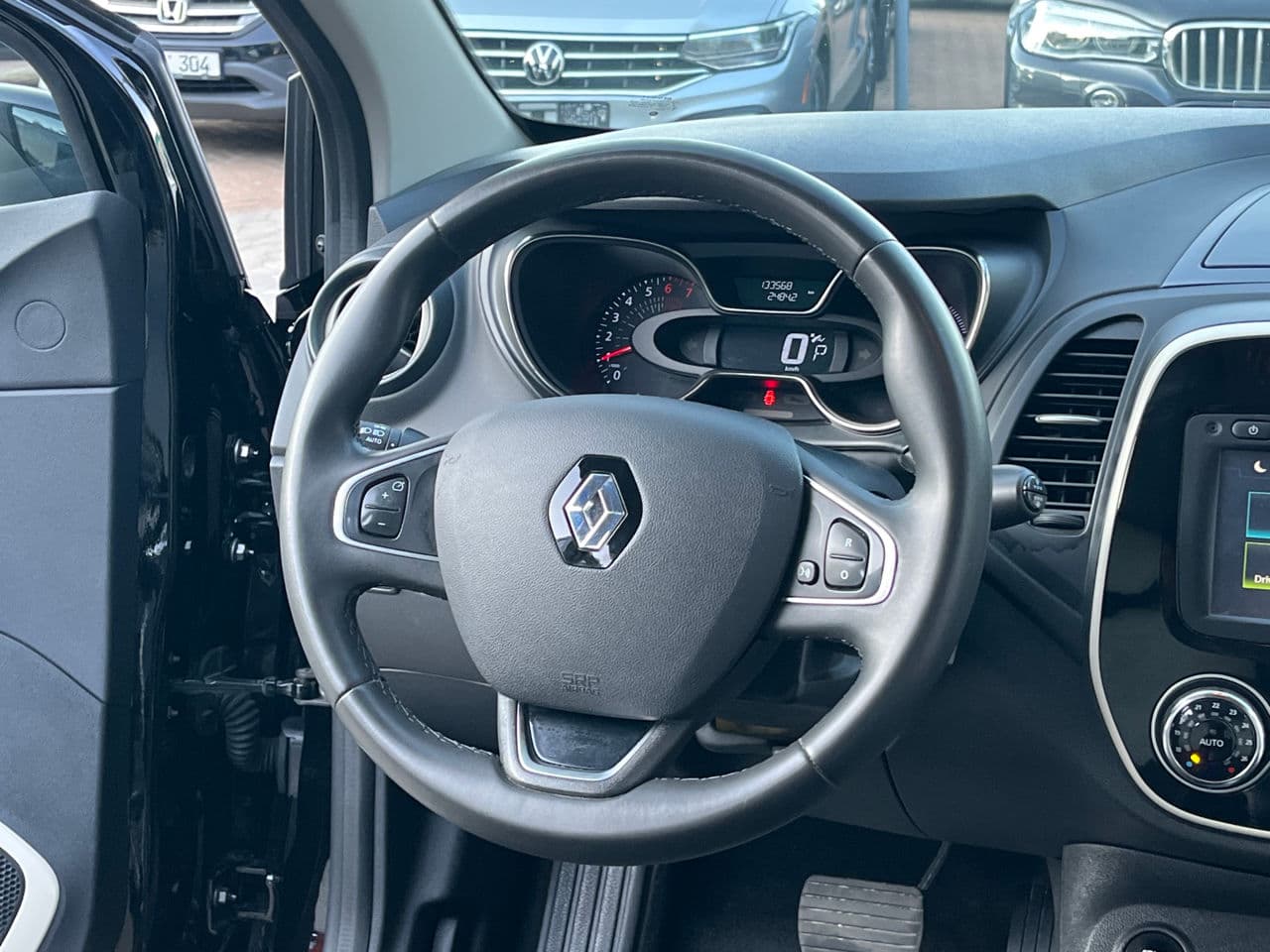 Renault Captur 2018 — Миниатюра 8