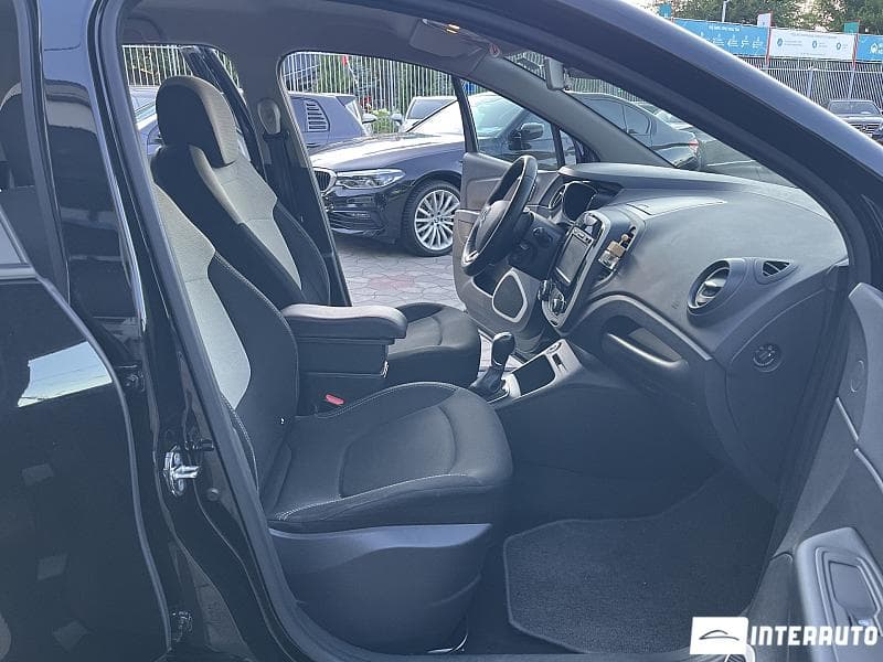 Renault Captur 2018 — Миниатюра 19