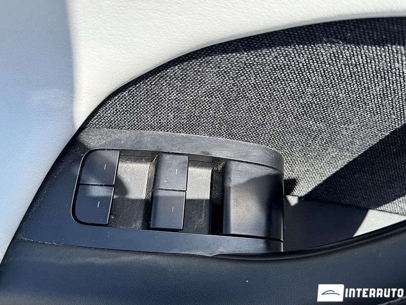 Tesla Model X Plaid 2022 — Миниатюра 19