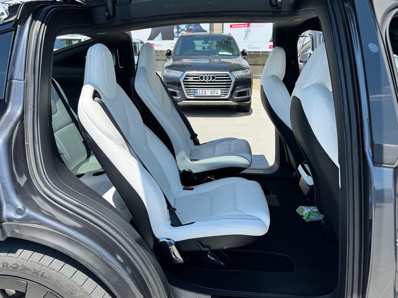 Tesla Model X Plaid 2022 — Миниатюра 14