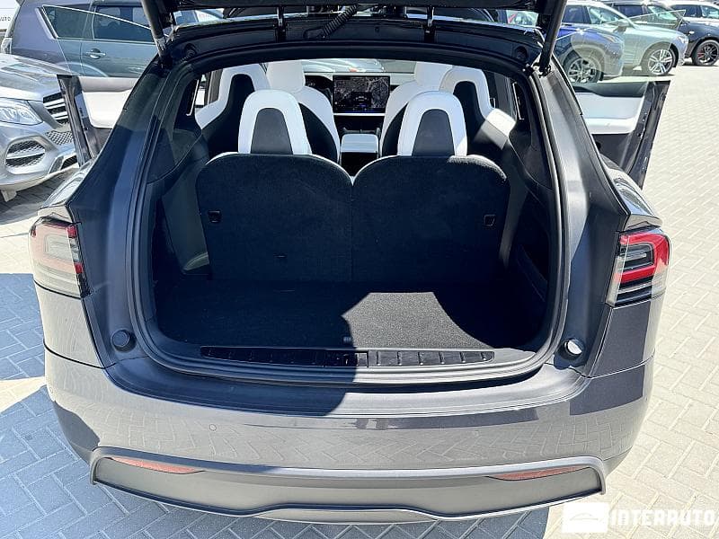 Tesla Model X Plaid 2022 — Миниатюра 21