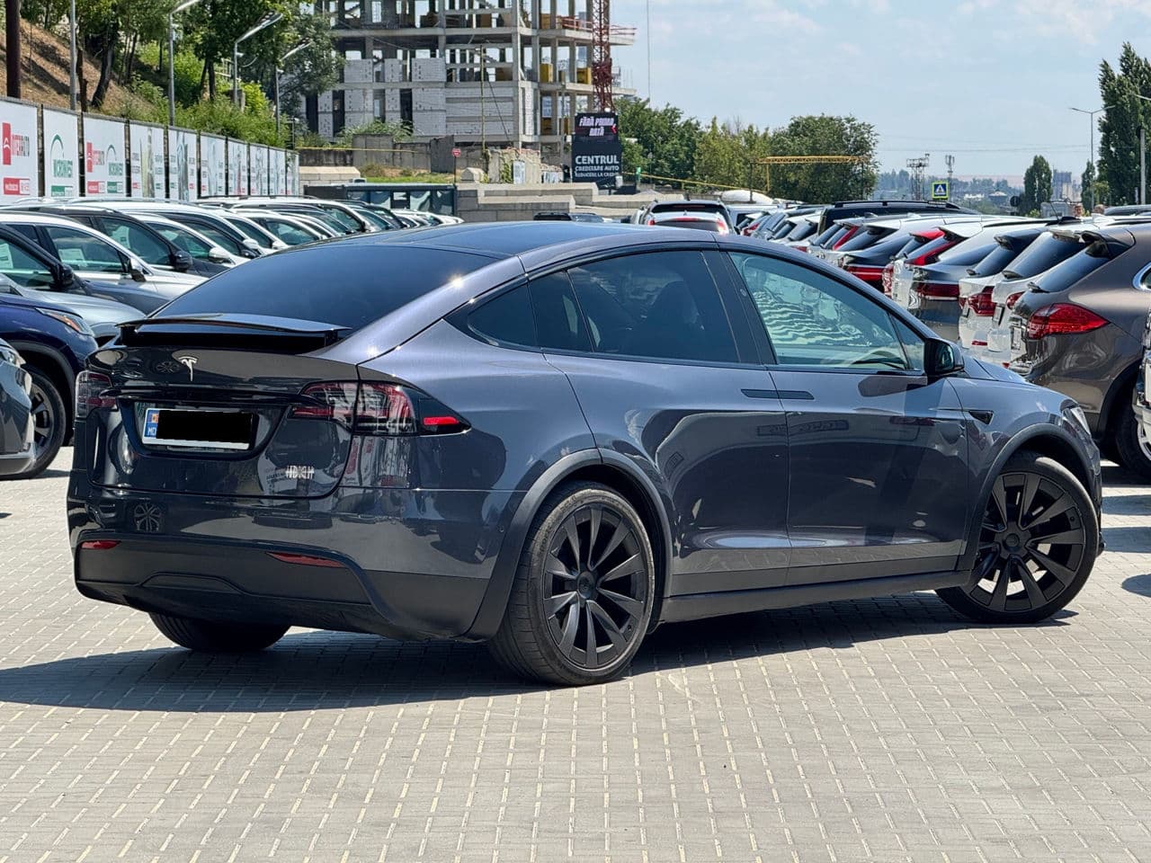 Tesla Model X Plaid 2022 — Миниатюра 4
