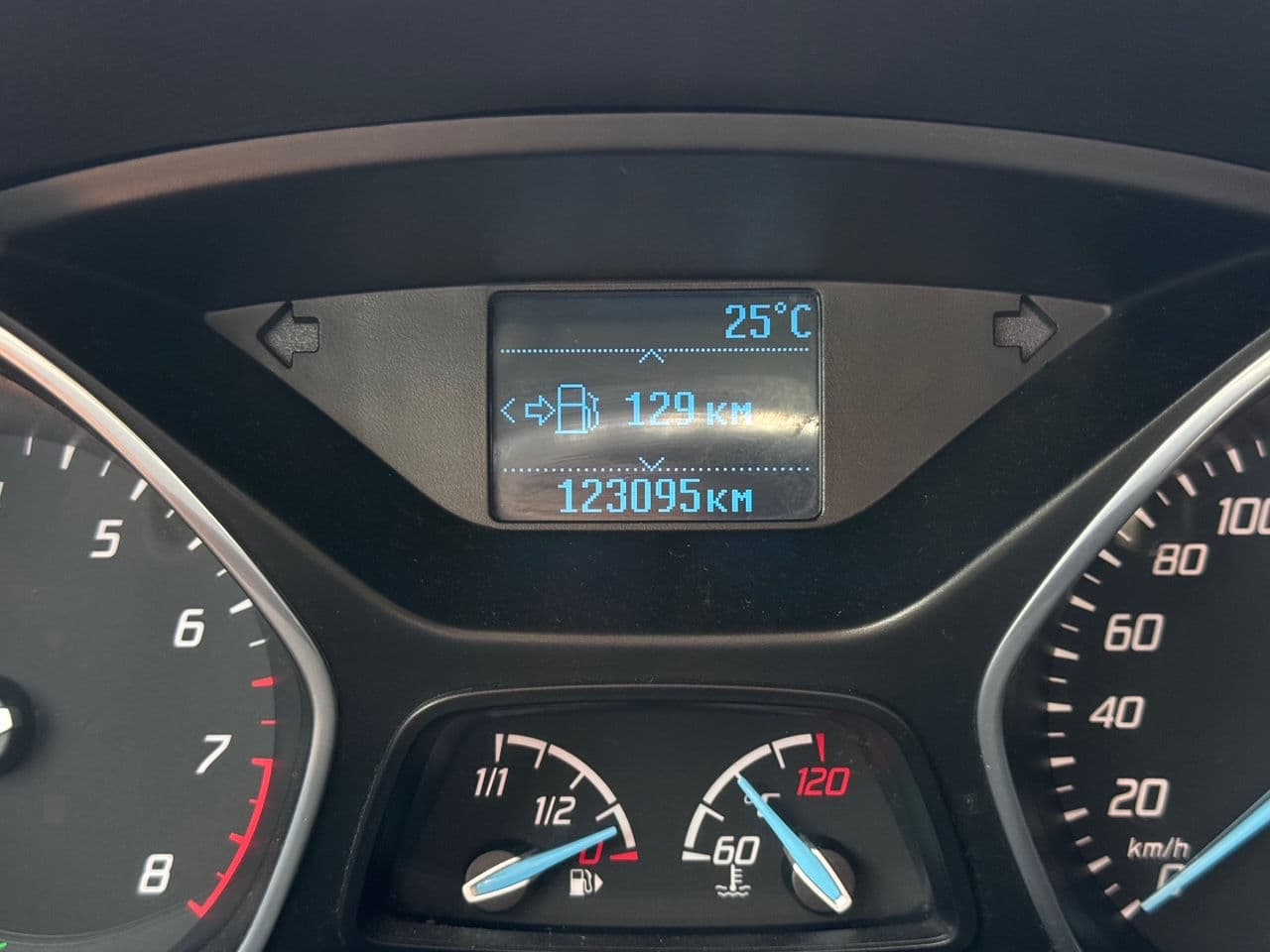 Ford Focus 2014 — Миниатюра 9