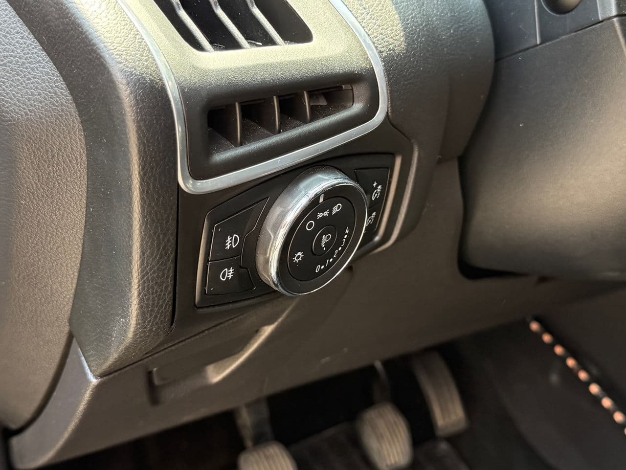 Ford Focus 2014 — Миниатюра 7