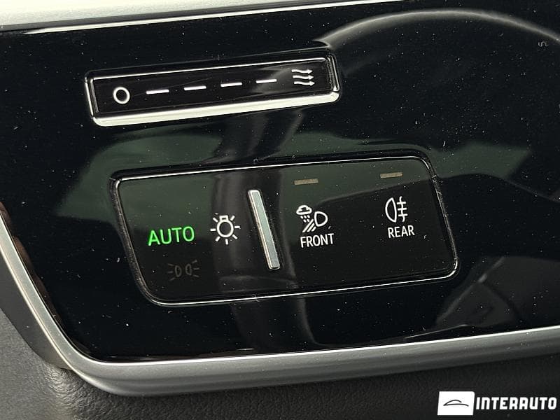 Audi A8 2022 — Миниатюра 25