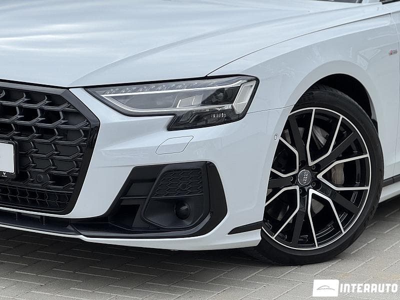 Audi A8 2022 — Миниатюра 5