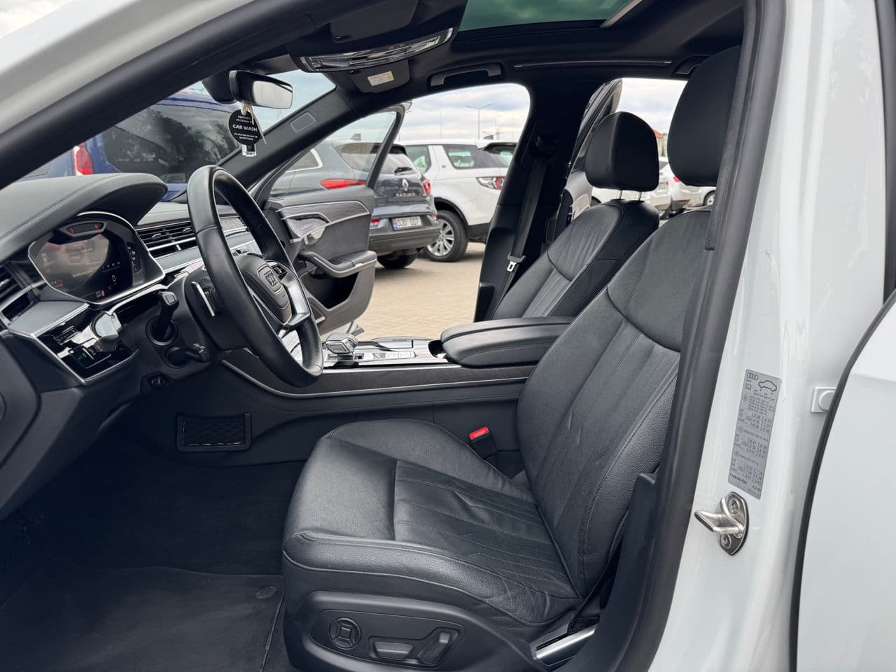 Audi A8 2022 — Миниатюра 7