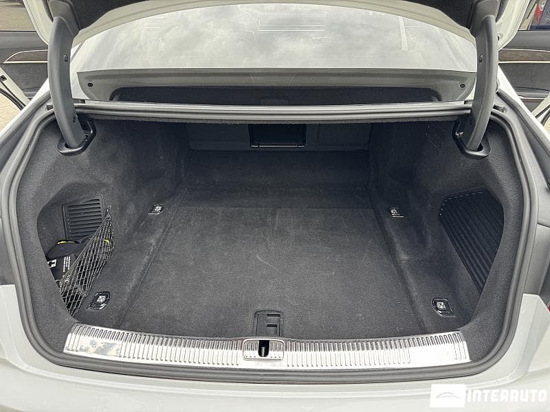 Audi A8 2022 — Миниатюра 28