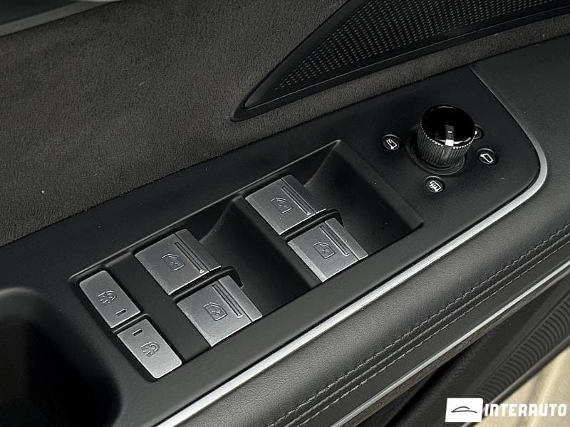 Audi A8 2022 — Миниатюра 24