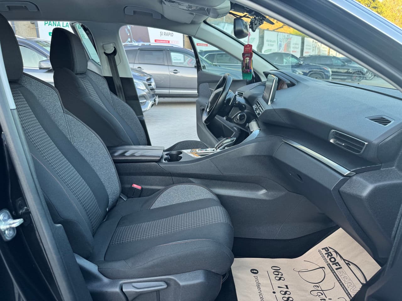 Peugeot 3008 2018 — Миниатюра 16