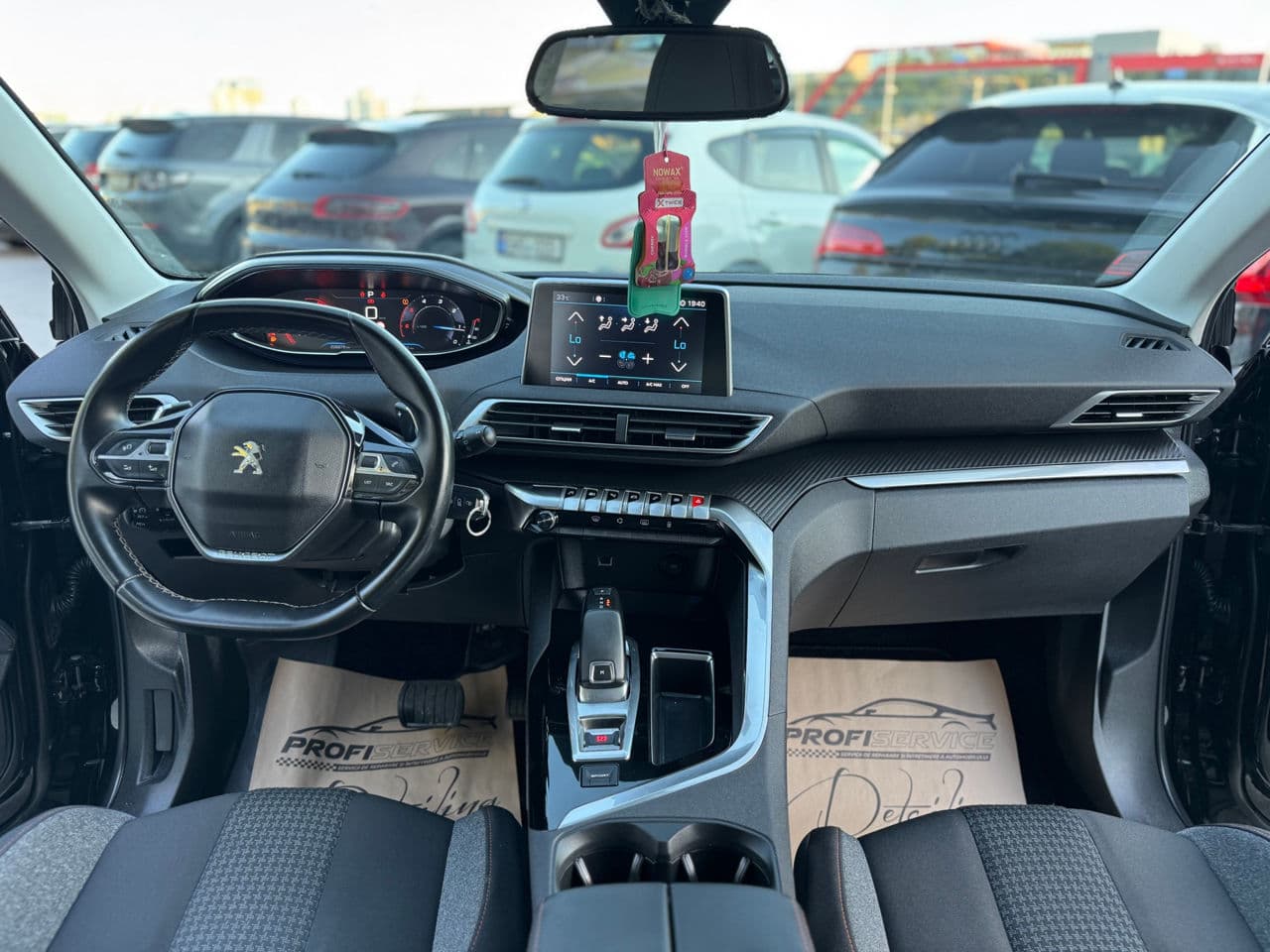 Peugeot 3008 2018 — Миниатюра 6
