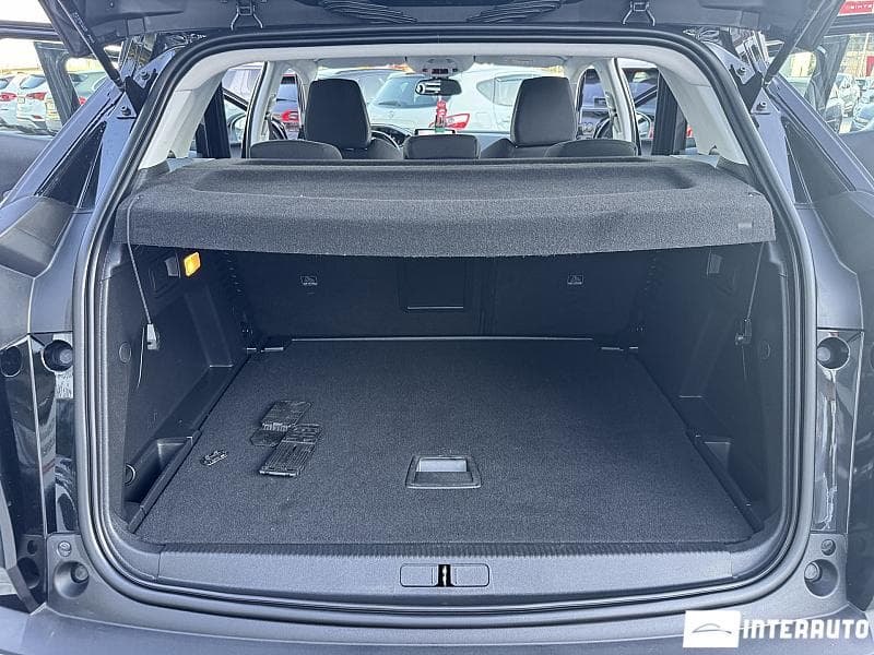 Peugeot 3008 2018 — Миниатюра 20