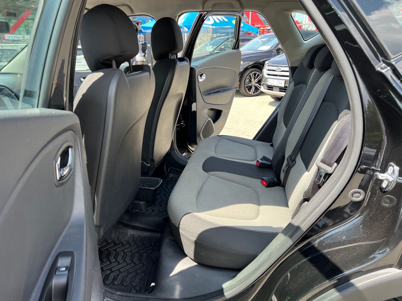 Renault Captur 2016 — Миниатюра 12