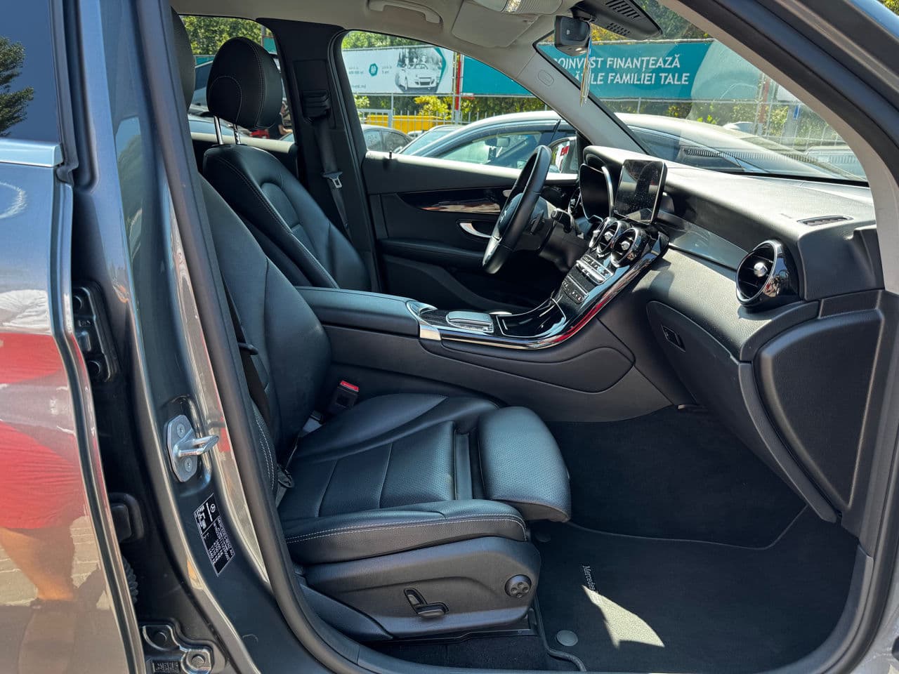 Mercedes GLC 300de 2021 — Миниатюра 5