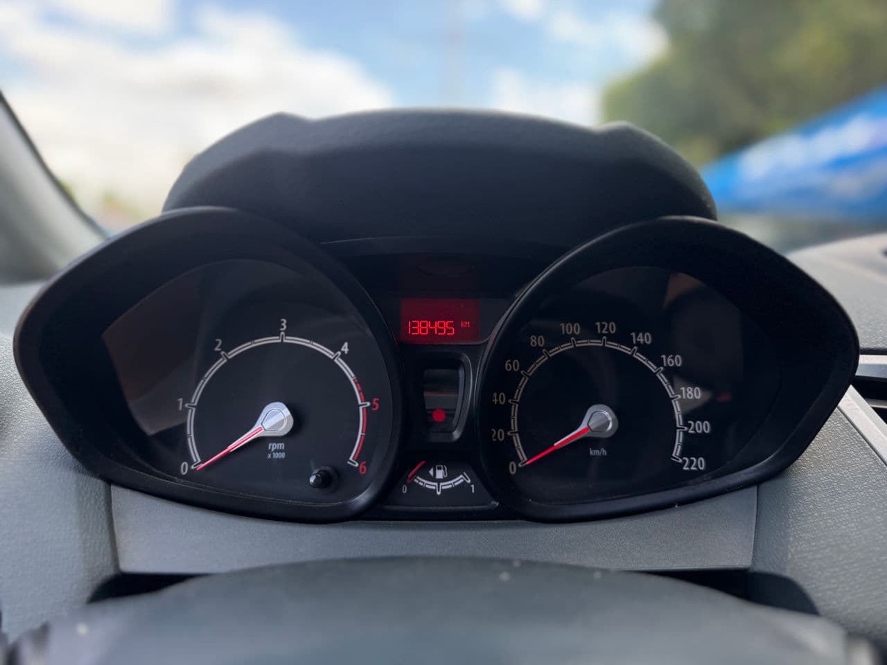 Ford Fiesta 2011 — Миниатюра 11