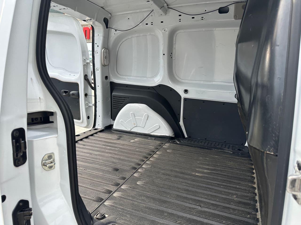 Renault Kangoo 2019 — Миниатюра 15