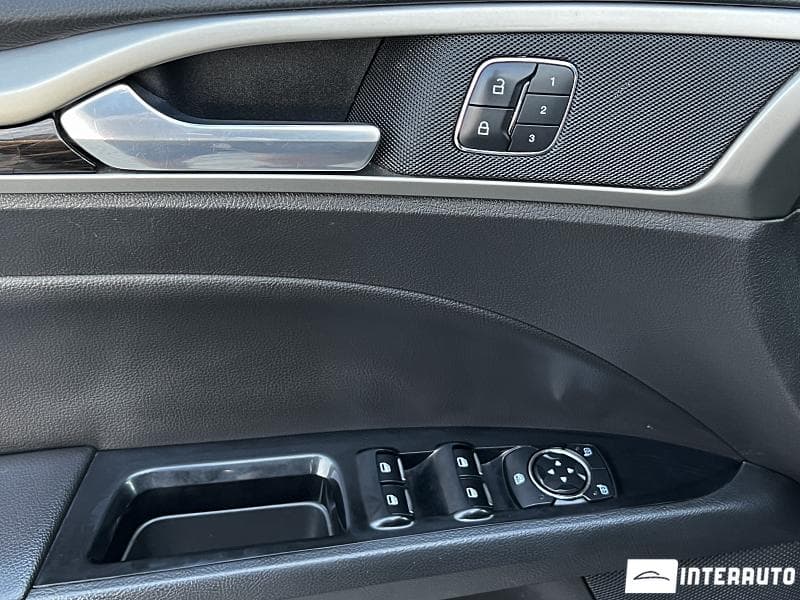 2013 Ford Fusion — Miniatură 16