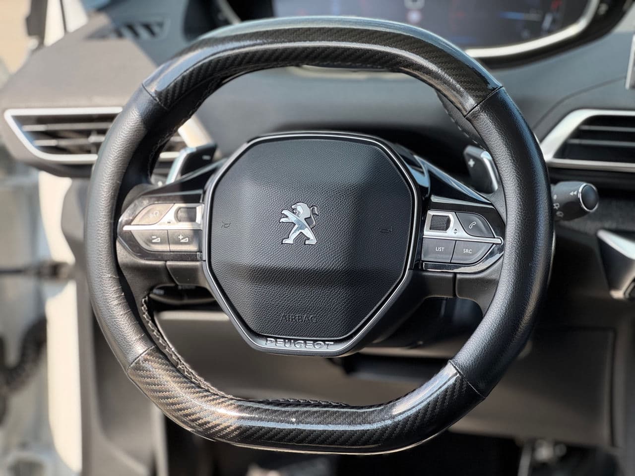 Peugeot 5008 2018 — Миниатюра 7