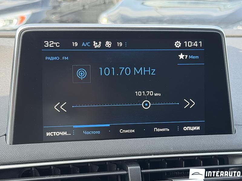 Peugeot 5008 2018 — Миниатюра 11