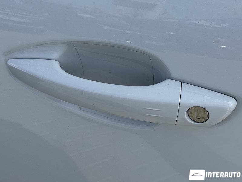 Peugeot 5008 2018 — Миниатюра 18