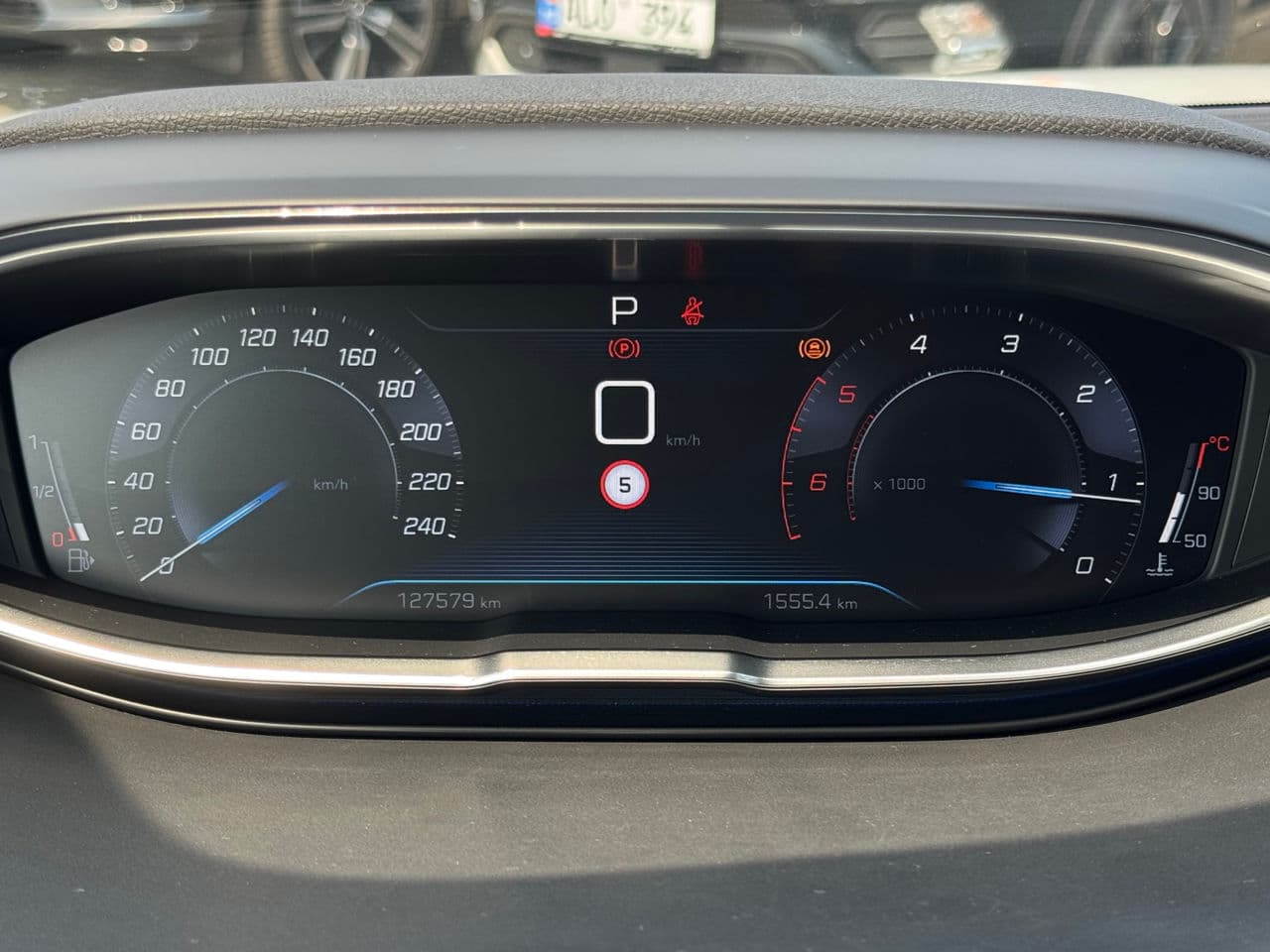 Peugeot 5008 2018 — Миниатюра 8