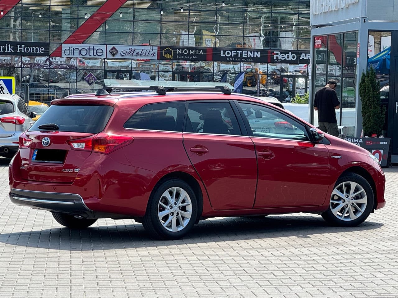Toyota Auris 2014 — Миниатюра 3