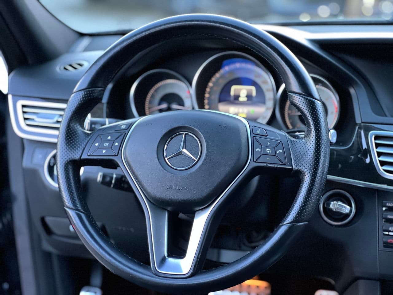 Mercedes E 220 2013 — Миниатюра 7