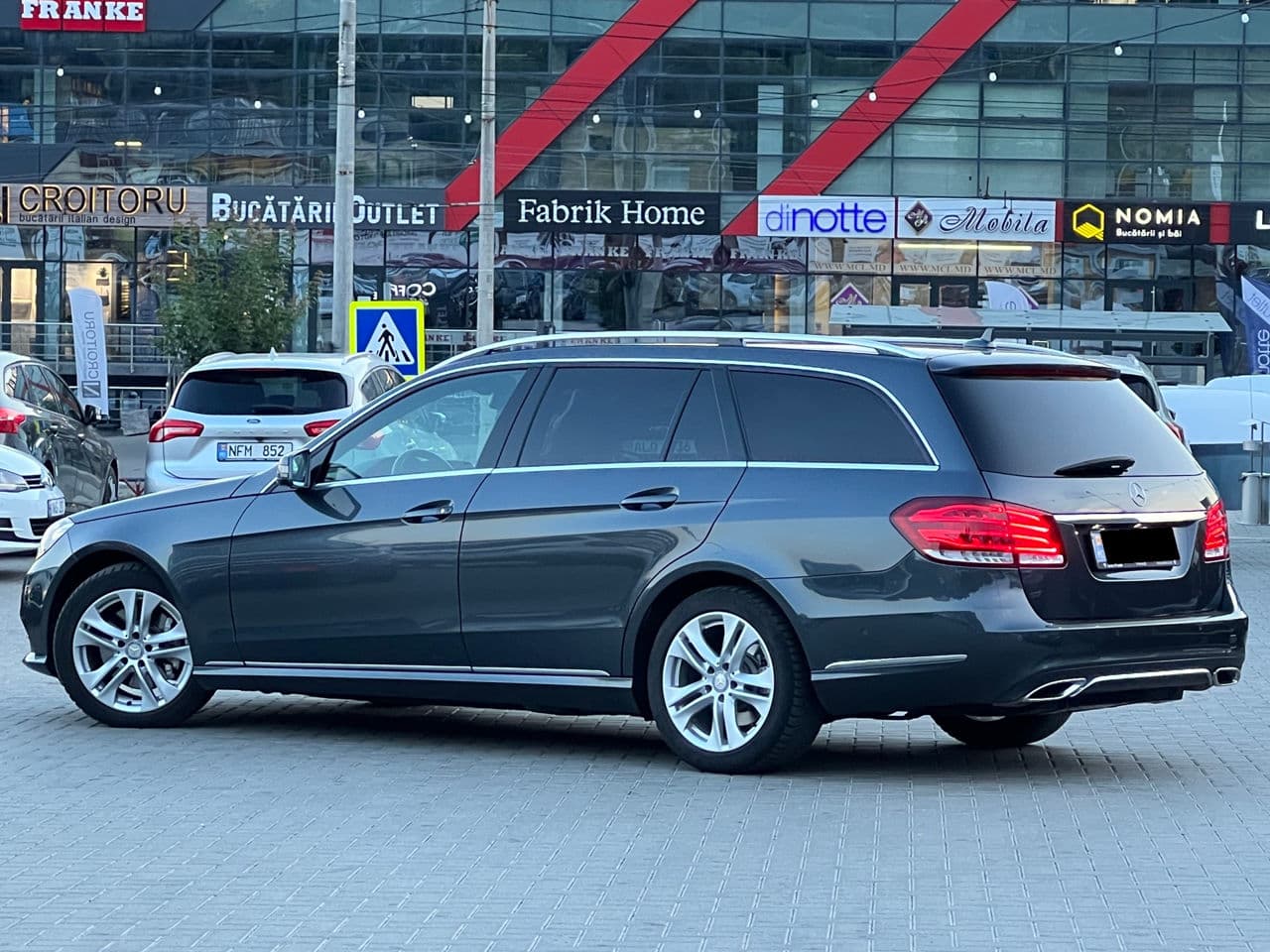 Mercedes E 220 2013 — Миниатюра 4