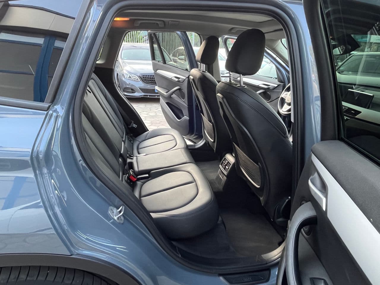 2020 BMW X1 1.6D — Miniatură 15