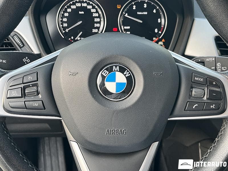 2020 BMW X1 1.6D — Miniatură 9