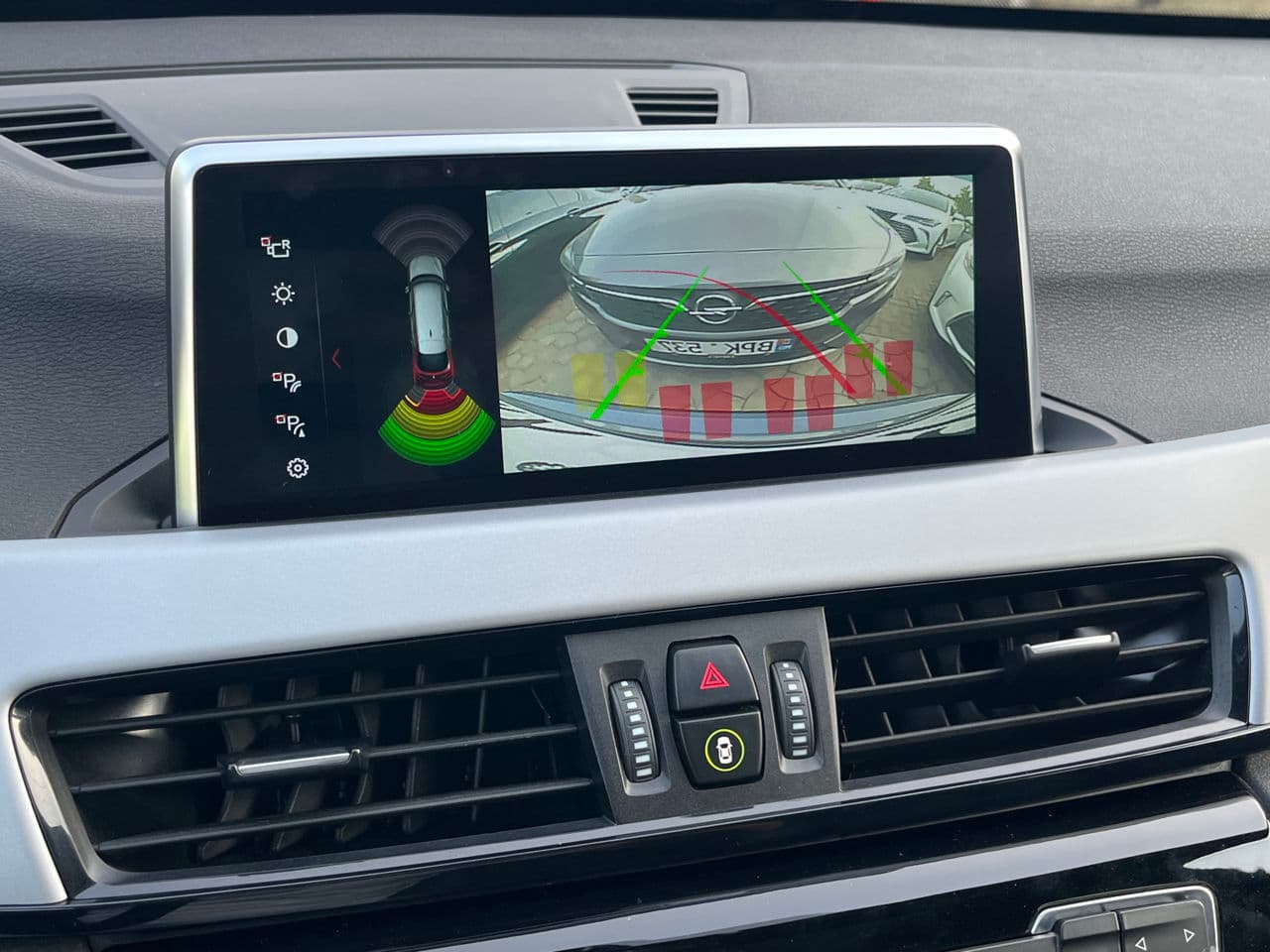 2020 BMW X1 1.6D — Miniatură 11