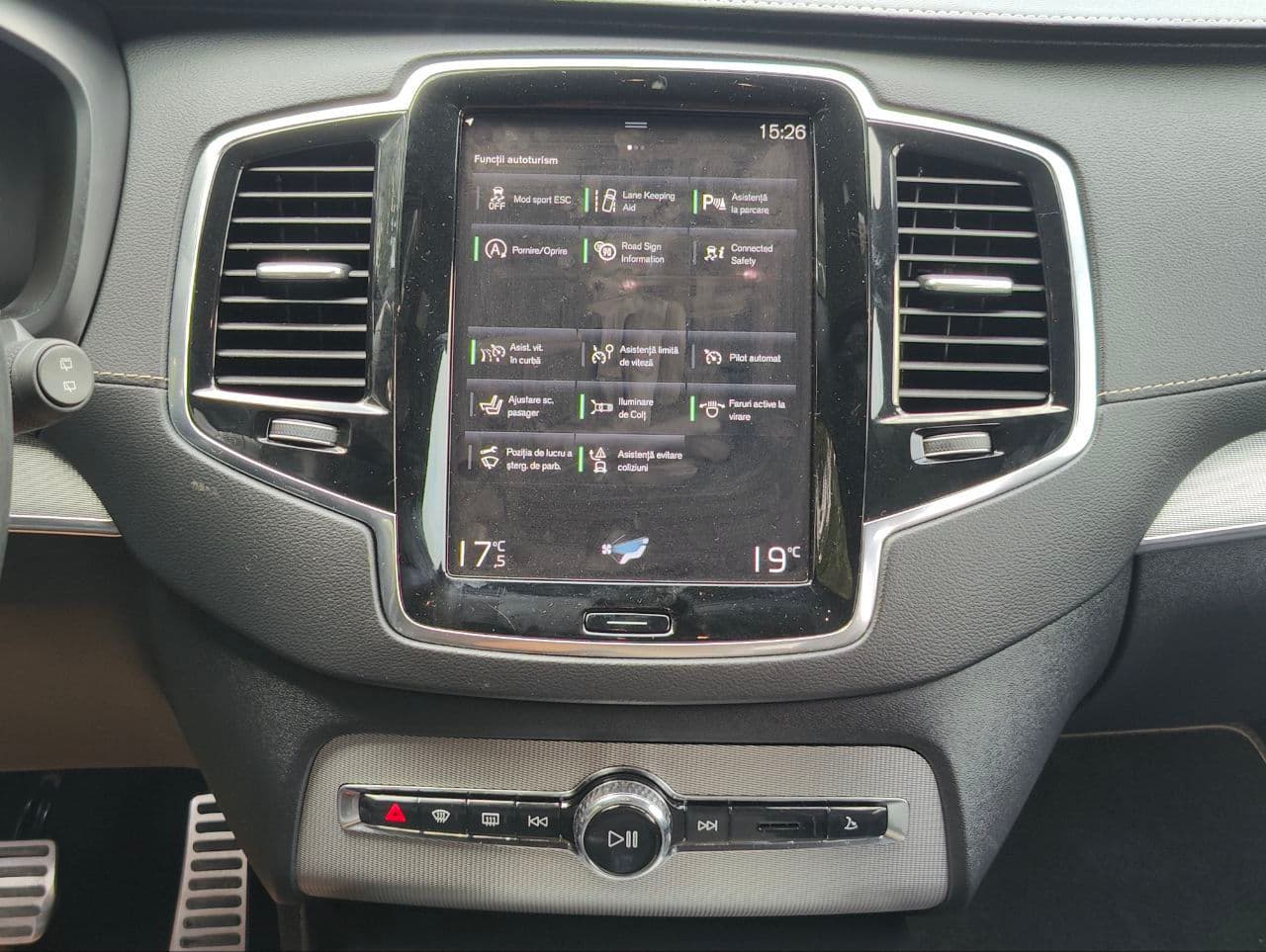 Volvo XC 90 2020 — Миниатюра 12