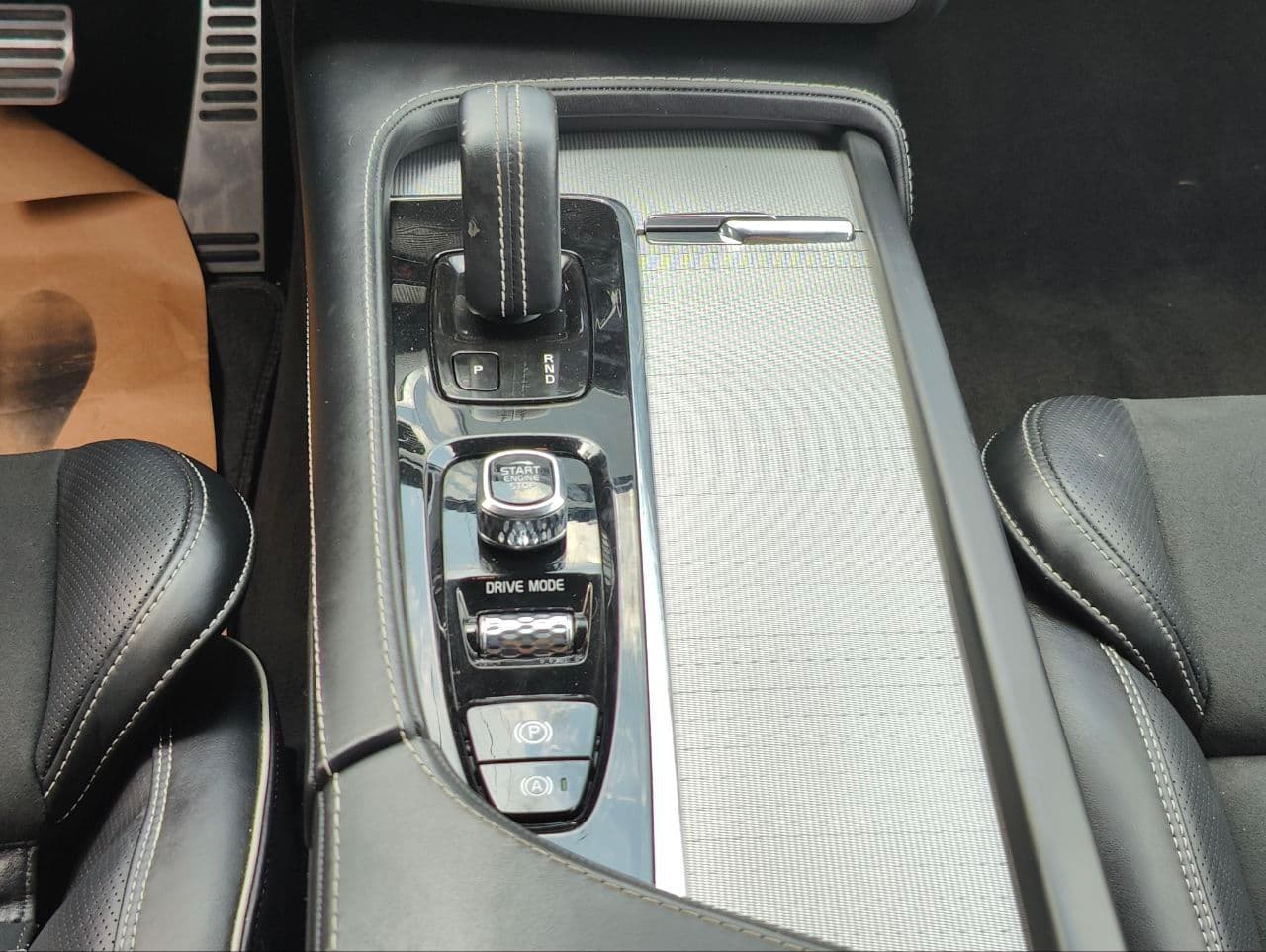 Volvo XC 90 2020 — Миниатюра 13