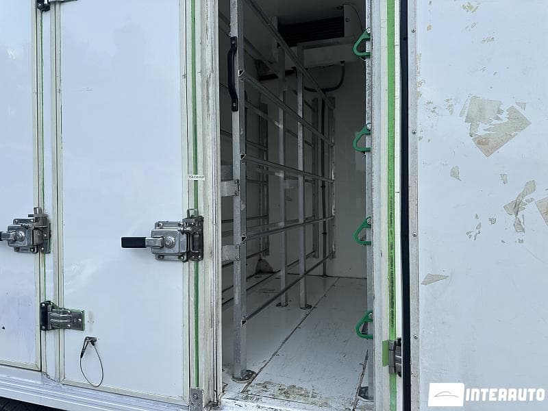 Mercedes Sprinter 2019 — Миниатюра 12