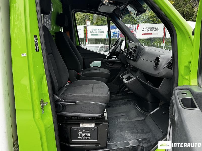 Mercedes Sprinter 2019 — Миниатюра 7