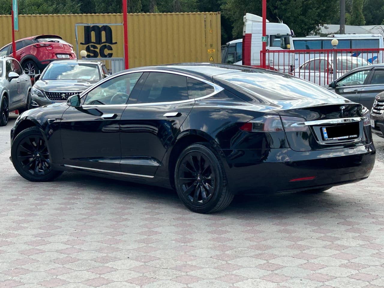 Tesla Model S 2017 — Миниатюра 2