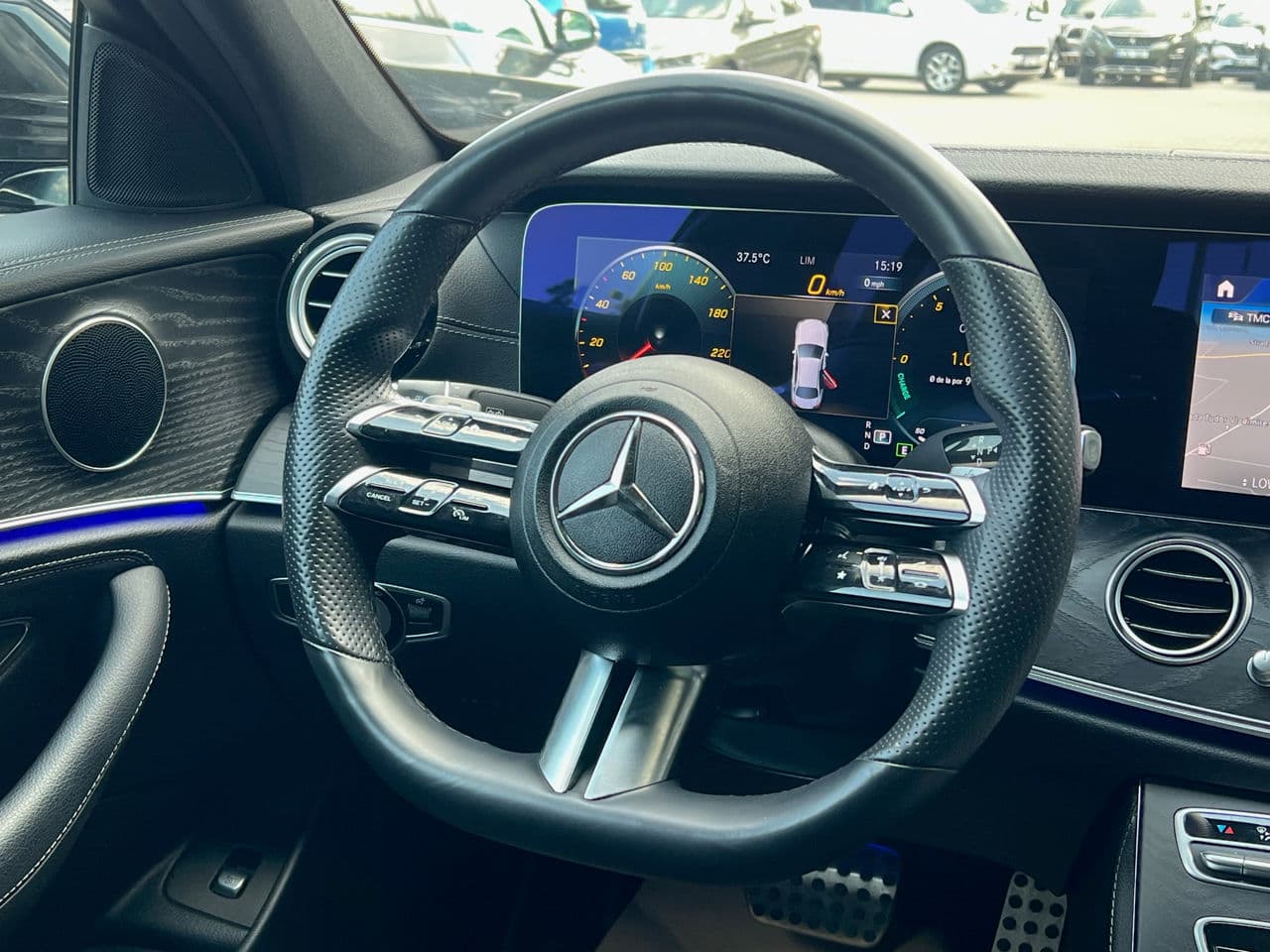 Mercedes E 220 2021 — Миниатюра 9