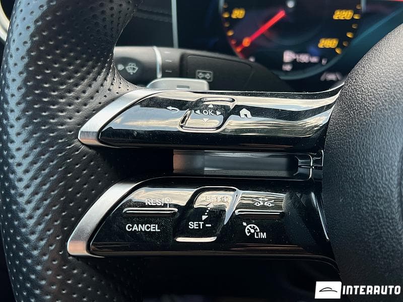 Mercedes E 220 2021 — Миниатюра 10