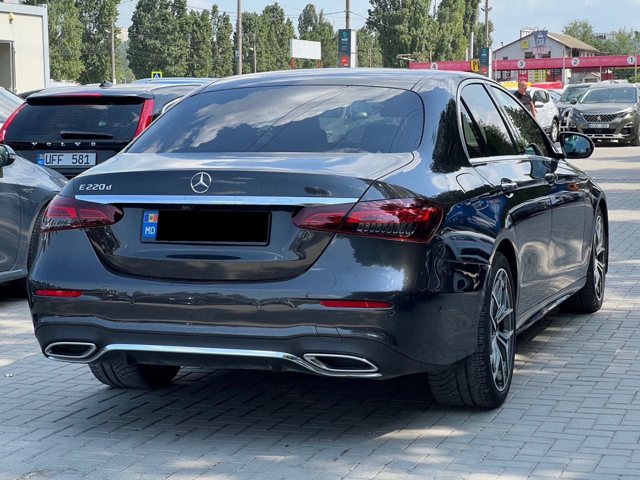 Mercedes E 220 2021 — Миниатюра 2