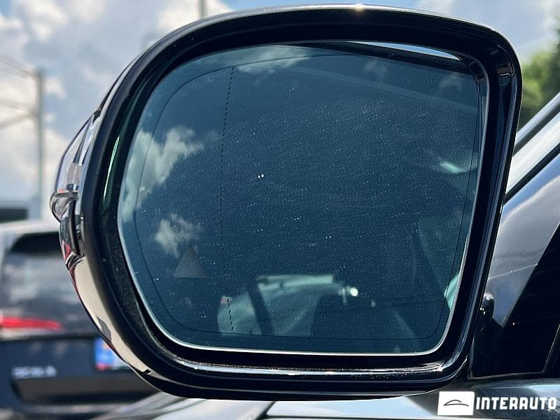 Mercedes E 220 2021 — Миниатюра 25