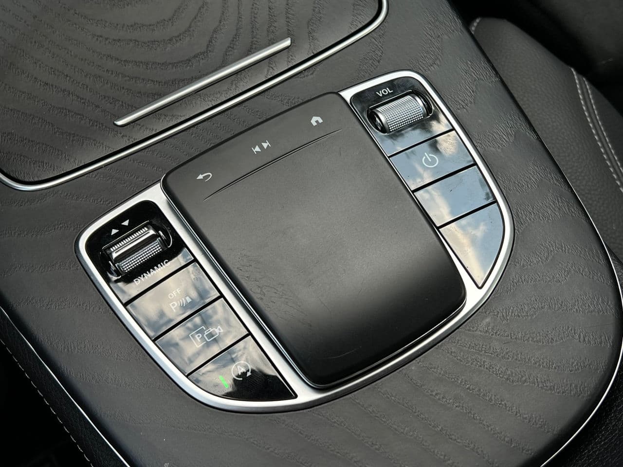 Mercedes E 220 2021 — Миниатюра 17