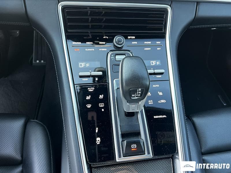 Porsche Panamera 4 2017 — Миниатюра 14