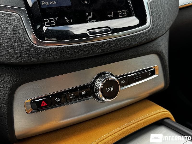 Volvo XC 90 2016 — Миниатюра 14
