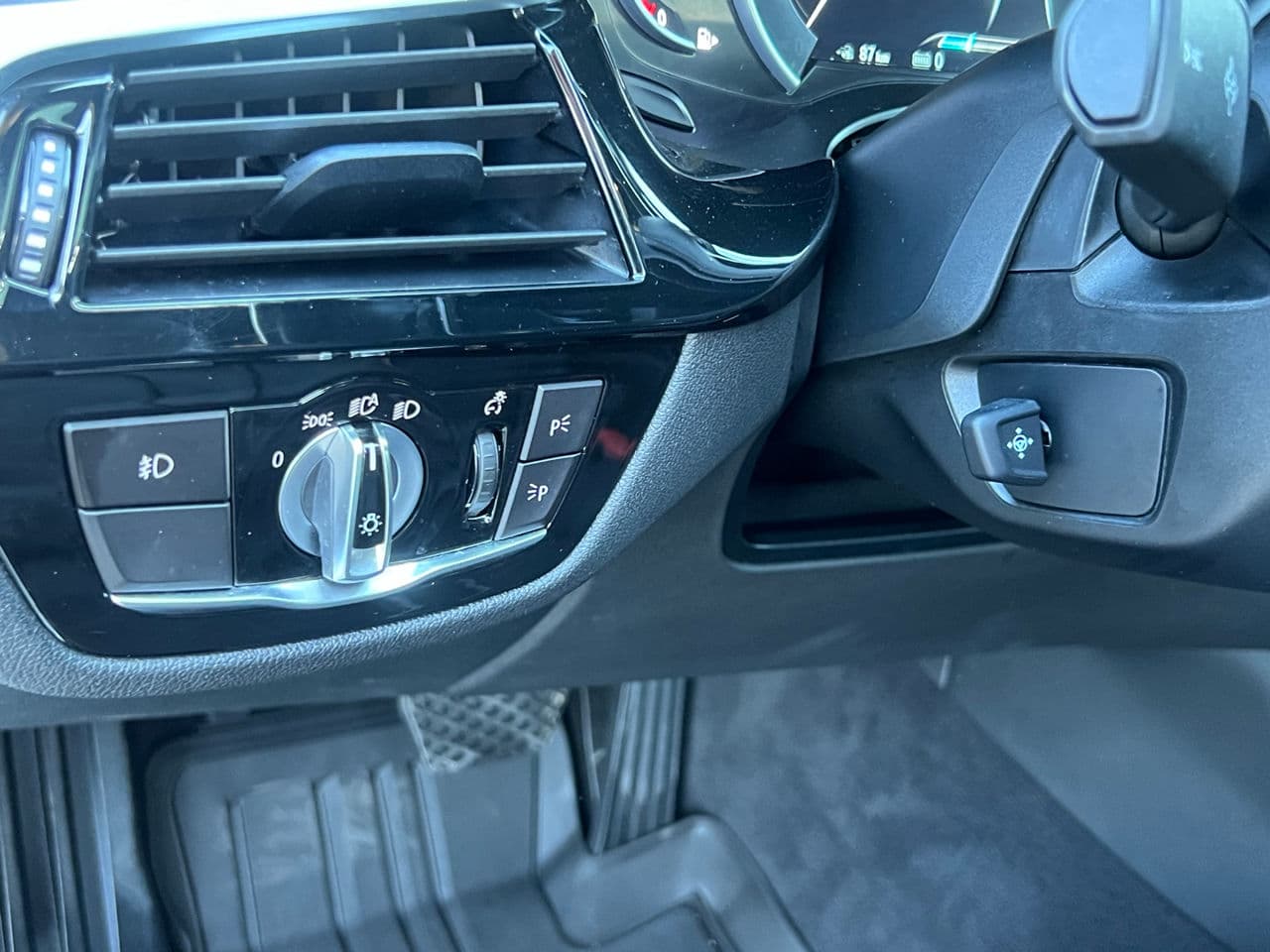 BMW 530e 2017 — Миниатюра 8