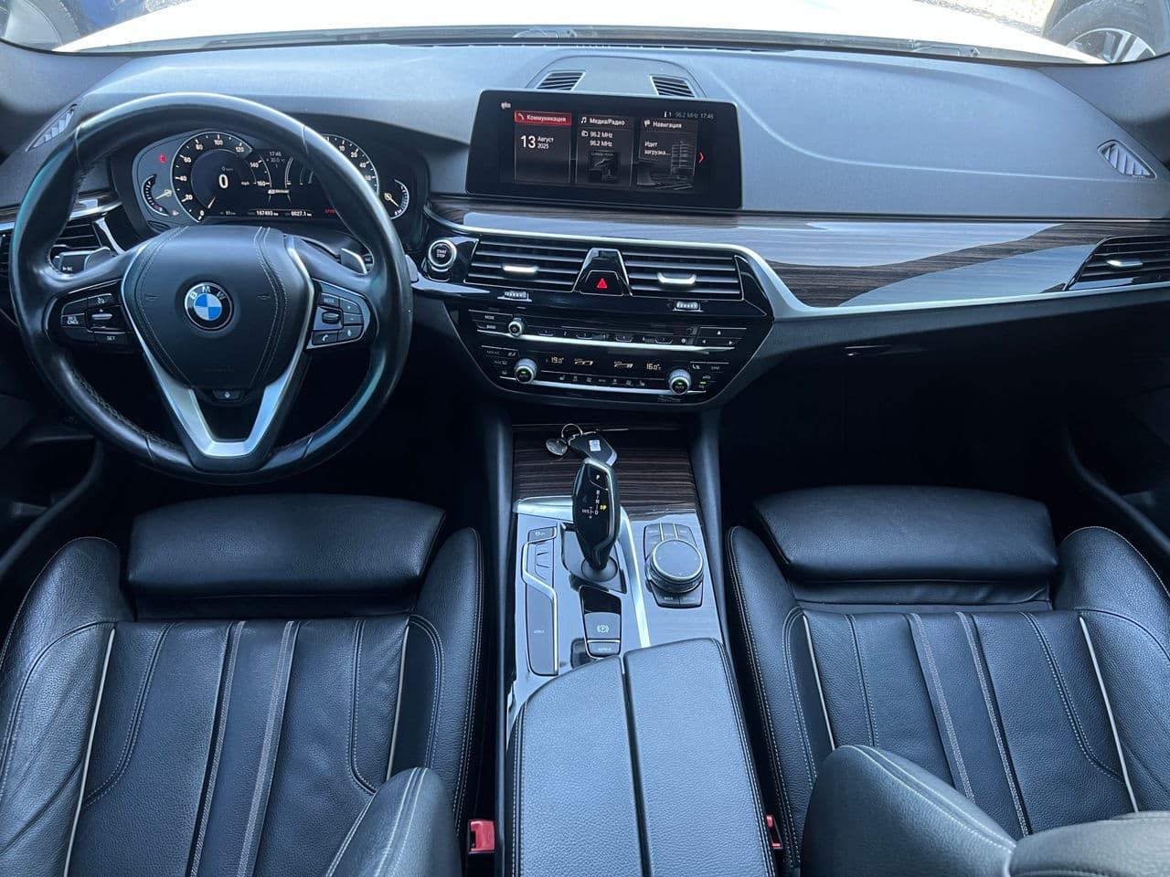 BMW 530e 2017 — Миниатюра 7